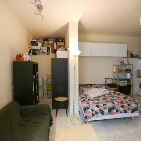 Charming Studio Close To The Eiffel Tower *